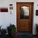 Maximilian 公寓